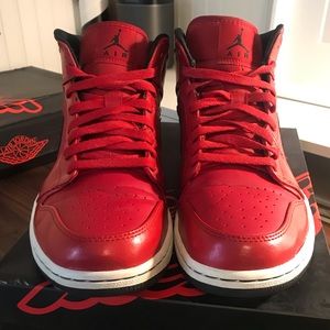 Air Jordan 1 Retro mid Gym Red / Black / White 10